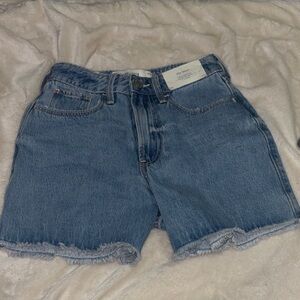 Hollister high rise Jean shorts